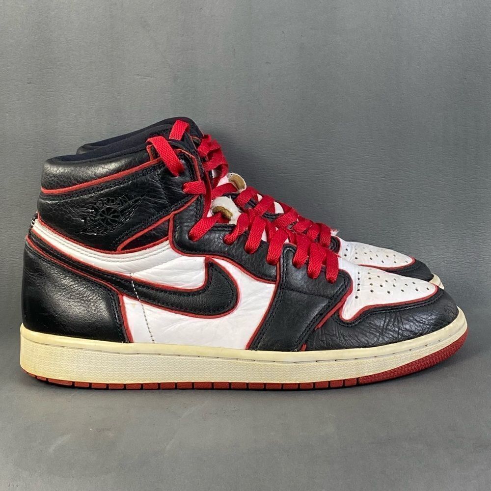 NIKE AIR JORDAN 1 HIGH OG “Bloodline” sneaker shoes mens size 8.5